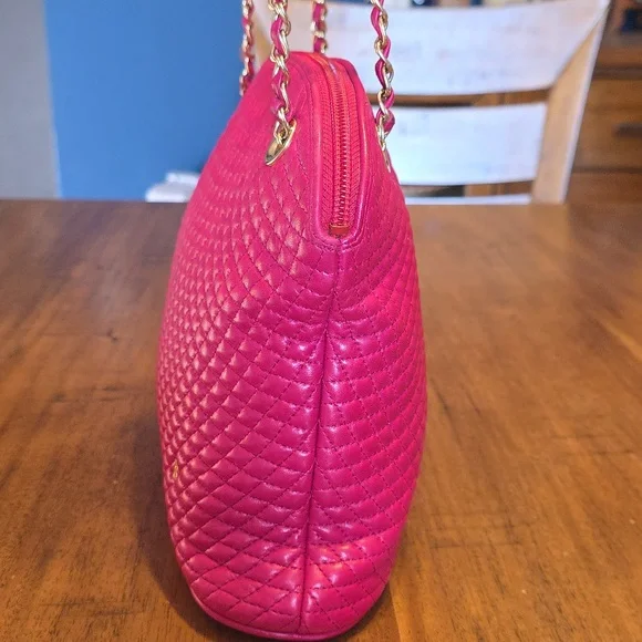 Bally Hot Pink Quilted Leather Shoulder Bag with Gold Chain - Picture 3 of 16